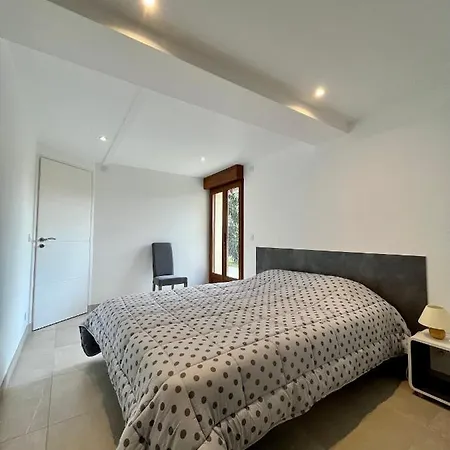 Maison chaleureuse avec parking, jardin, terrasse